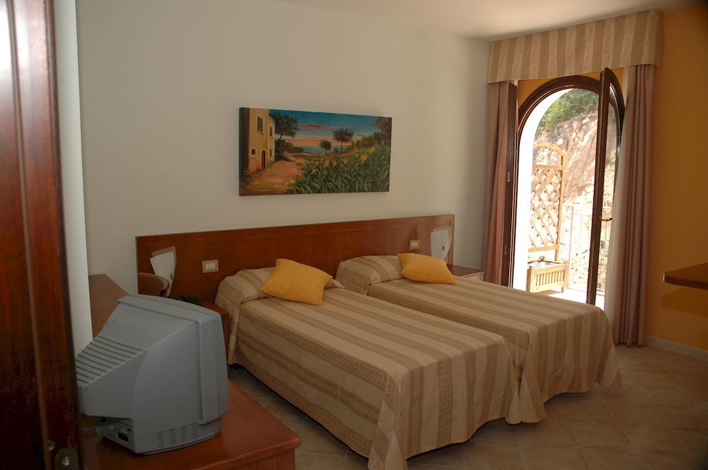 Agriturismo L'Arca Di Anna Brambilla 벨베데레마리티모 외부 사진